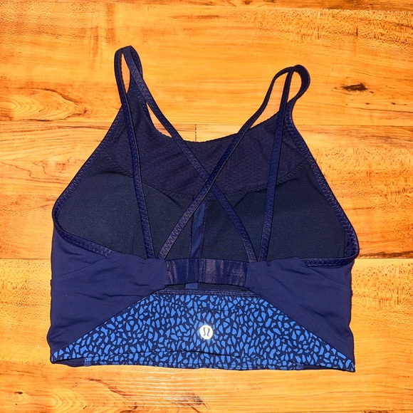 Lululemon Clip-In Long Line Bra
Miss Mosaic Lakeside Blue Hero Blue / Hero Blue - Picture 3 of 8